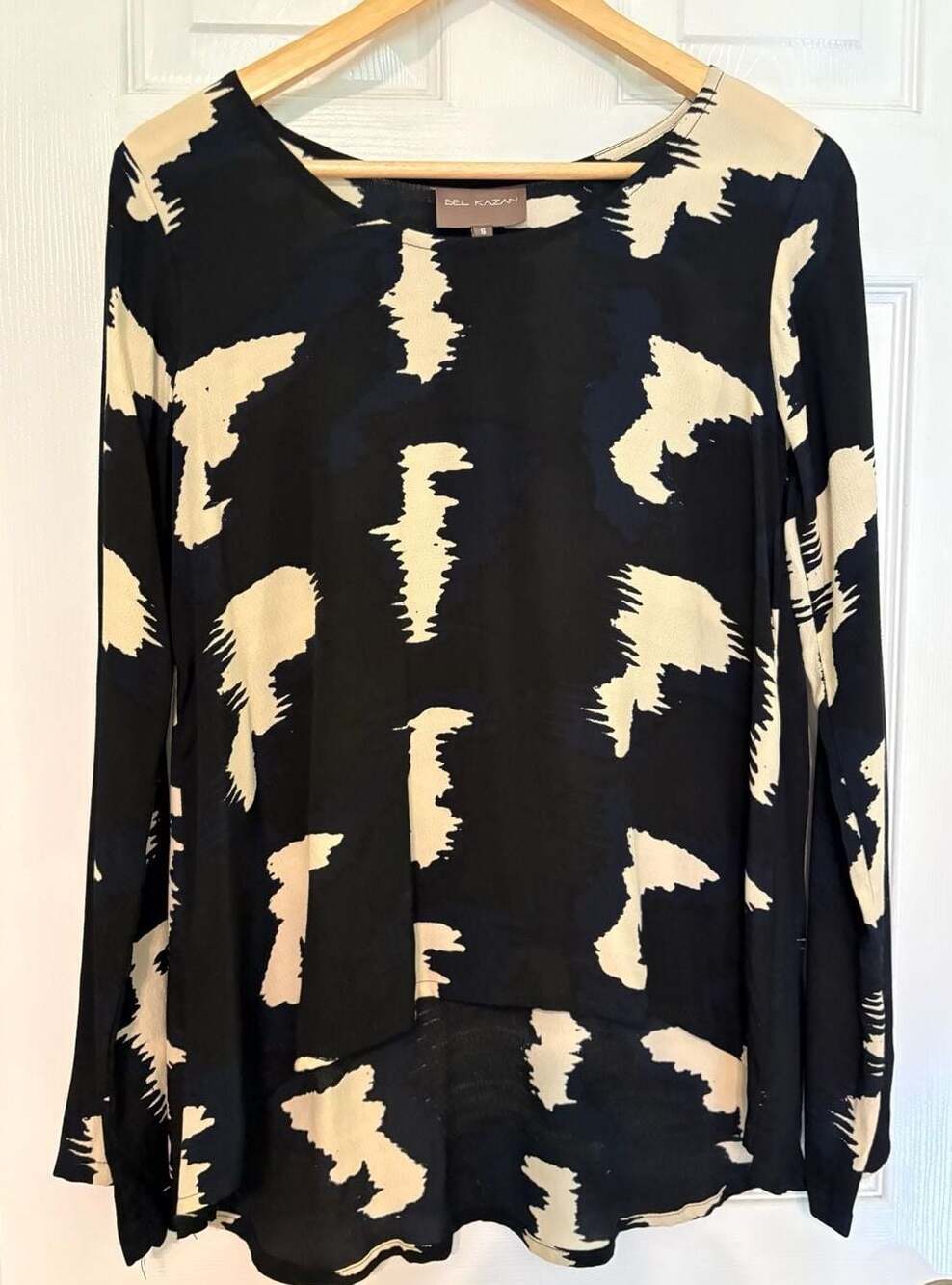 GUC Bel Kazan Long Sleeve High-Low Abstract Print Top, small